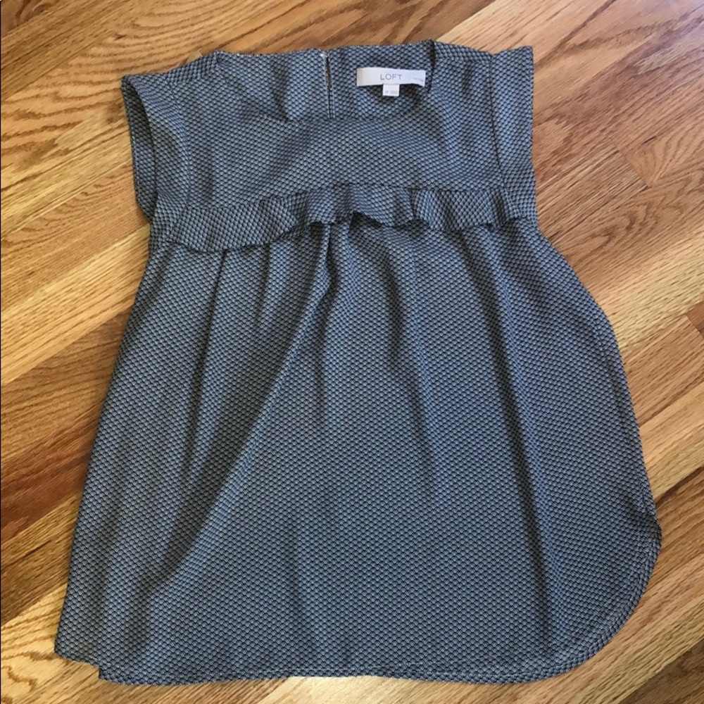 Ann Taylor Loft Sleeveless top